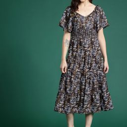 DressBerry Abstract Print Tiered A-Line Midi Dress-image-13