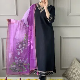 Moda Rapido Women Ethnic Motifs Embroidered Regular Kurta with Trousers & Dupatta-27
