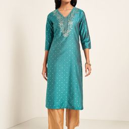 RANGMANCH BY PANTALOONS Floral Embroidered V-Neck Thread Work Straight Kurtas-image-16