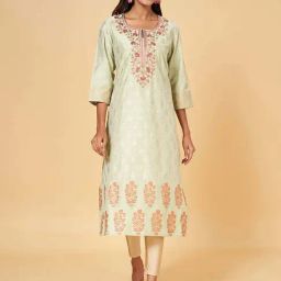 Rangmanch by Pantaloons Green Embroidered Straight Kurta-image-73