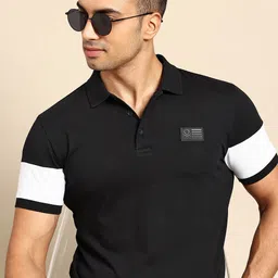 United Colors of Benetton Contrast Panel Sleeves Polo Collar T-shirt-image-50