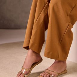 CAI Women Clear Gold Stud Flats-34