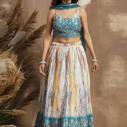 ETHNIC PLUS Embroidered Sequinned Semi-Stitched Lehenga & Unstitched Blouse With Dupatta-picture-16