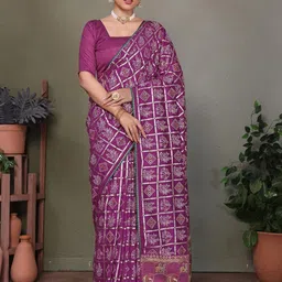 Varanga Woven Design Embroidered Saree-picture-22