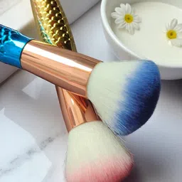 CHRONEX Set Of 2 Soft & Sleek Premium Face Brushes image 5