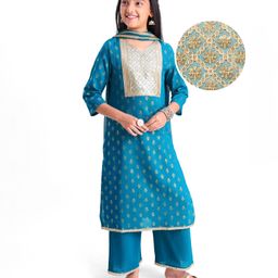 Pine Kids Cotton Woven Half Sleeves Floral Printed Kurta Salwar Dupatta Set with Lace & Sequin Detailing - Teal Blue-picture-13