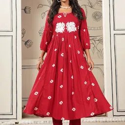 DIVASTRI Women Embroidered Bandhani Printed Regular Thread Work Kurta With Trousers-image-51