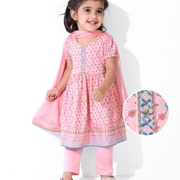 EARTHY TOUCH 100% Cotton Knit Puff Sleeves EthnicKurti & Leggings Set with Dupatta Floral Print - Pink-image-52