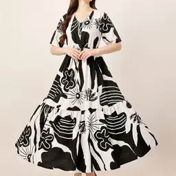 all about you Abstract Print Fit & Flare Midi Dress image 5