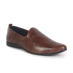 FAUSTO Men Textured Round Toe Loafers-image-8