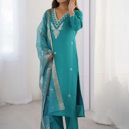 Fashion Basket Ethnic Motifs Embroidered Thread Work Kurta With Trousers & Dupatta-picture-24