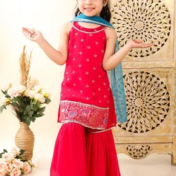 Superminis Girls Printed Gotta Patti Straight Kurti with Sharara & With Dupatta-picture-56
