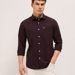 the bear house Men Slim Fit Solid Spread Collar Casual Shirt-picture-2