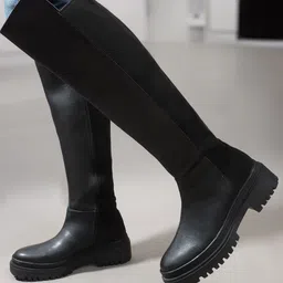 Carlton London Women Block-Heeled Winter Boots-image-26