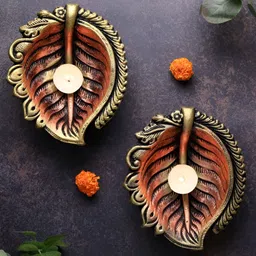 The handicraftian Bronze-Coloured & Gold-Toned 2 Pieces Textured Terracotta Candle Holders-image-68