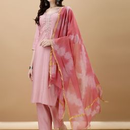 KUNDAN FAB Floral Printed Beads and Stones Straight Kurta with Pyjama & Dupatta-image-4