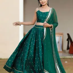 Indi Inside Green Woven Unstitched Lehenga Choli Set With Dupatta-picture-19