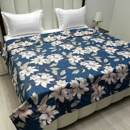Pure Decor Blue & White Floral Microfiber AC Room 350 GSM Double Bed Comforter-picture-36