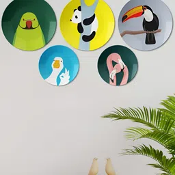 THE QUIRKY HOME A Quirky Animal Quintet White 5 Pieces Printed Ceramic Wall Plates-28