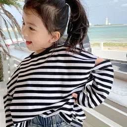 LULU & SKY Girls Striped V-Neck Applique T-shirt-picture-8