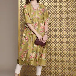 House of Pataudi Women Floral Printed Gotta Patti Floral Kurta-image-6