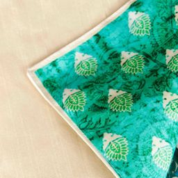 ROMEE Cream-Coloured & Green Floral Printed Table Runner image 3