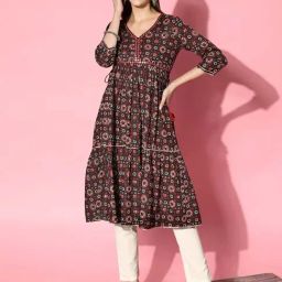 Ishin Black Printed A Line Kurta-image-64