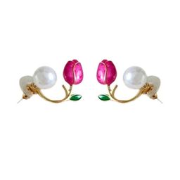 Tipsy closet Floral Studs Earrings-27