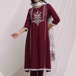 Anouk Burgundy Floral Embroidered Pure Cotton Straight Kurta With Trouser & Dupatta-picture-25