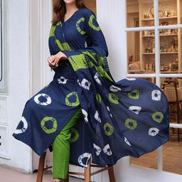 Aaghnya Women Viscose Rayon Printed Kurta Sets-image-98