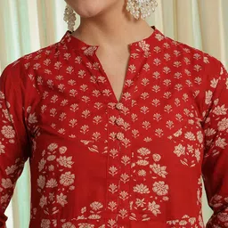 NISHABD Floral Printed Regular Pure Cotton Anarkali Kurta With Trouser With Dupatta image 4