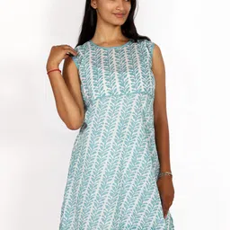 NAVIYATA Women Floral Print Round Neck Sleeveless Block Print Cotton Kurta-image-25