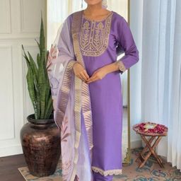 THE52 Women Floral Yoke Design Regular Thread Work Kurta with Trousers & With Dupatta-15