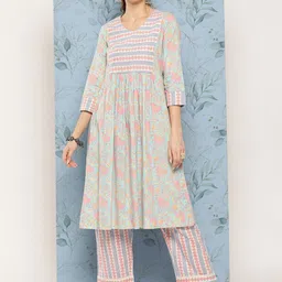 Fourleaf Women Floral Printed Regular Pure Cotton Kurta with Trousers-picture-14