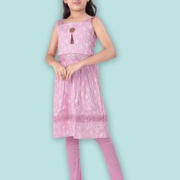 BURBN Girls Ethnic Motifs Printed Empire Sequinned Kurta-image-97