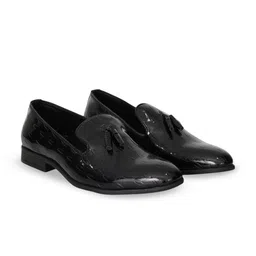 Bellissimo Men Textured Formal Loafers-picture-15