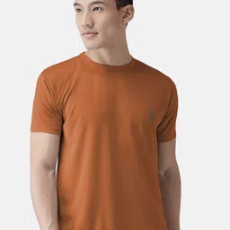 CHKOKKO Men Solid Regular Fit Sports Tshirt-image-63