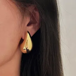 OOMPH Teardrop Shaped Drop Earrings image 4