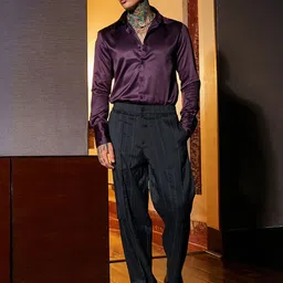 Campus Sutra Men Solid Comfort Casual Shirt-image-9