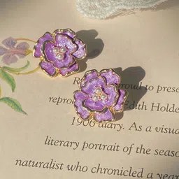 VAGHBHATT Gold-Plated Pearls Studded Floral Shaped Studs-99