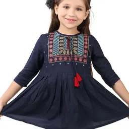 Ishti Girls Floral Printed Round Neck Top-image-64