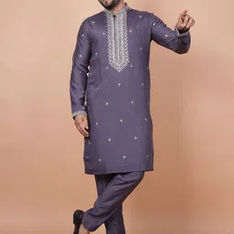 Ethnico by laxmi Floral Embroidered Thread Work Mandarin Collar Kurta With Trousers-image-21