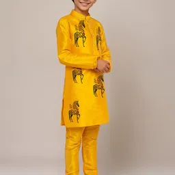 DEVOILER Boys Conversational Printed Mandarin Collar Dupion Silk Straight Kurta image 3