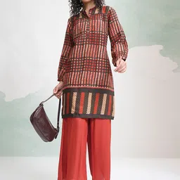 Vishudh Printed Kurta With Palazzo Co-Ords-image-9