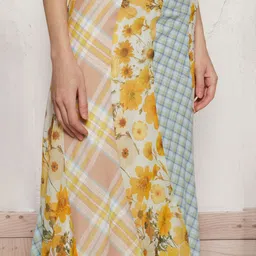 StyleCast Printed Flared Maxi Skirt image 3