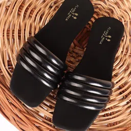 PLANET WALK Women Textured Open Toe Flats-36