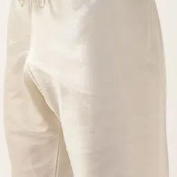 SOJANYA Men Off White Solid Kurta Set With Printed Jacket image 3