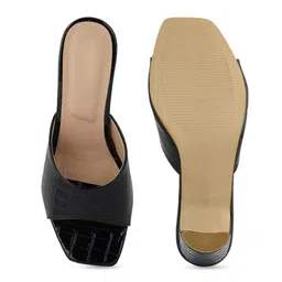 Walkfree Textured Open Toe Block Heels image 5
