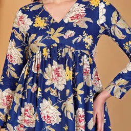 TARANJAL Women Floral Print A-Line Top image 2