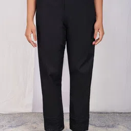 zuri Women Solid Relaxed Mid-Rise Casual Regular Trouser-image-32